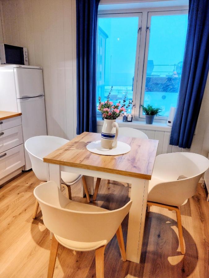 Light Home Apartment Alesund With Free Parking المظهر الخارجي الصورة